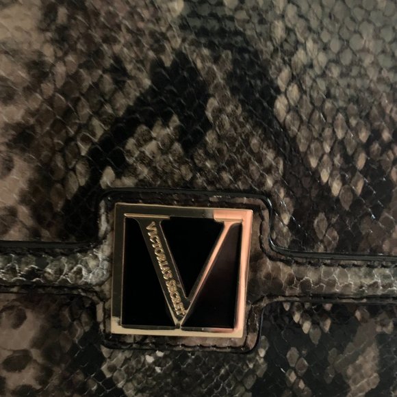Victoria Secret Snakeskin Python Faux Leather Satchel Bag - Picture 5 of 6